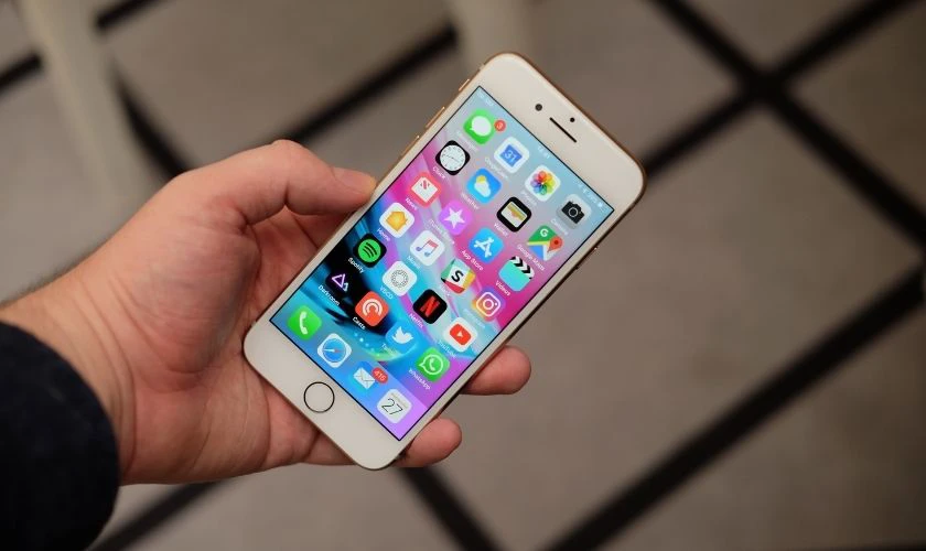 Cách kiểm tra iPhone 8 có NFC không?