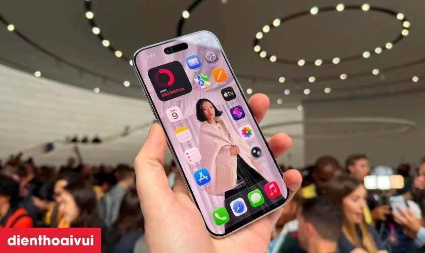 M&agrave;n h&igrave;nh OLED Super Retina XDR sắc n&eacute;t