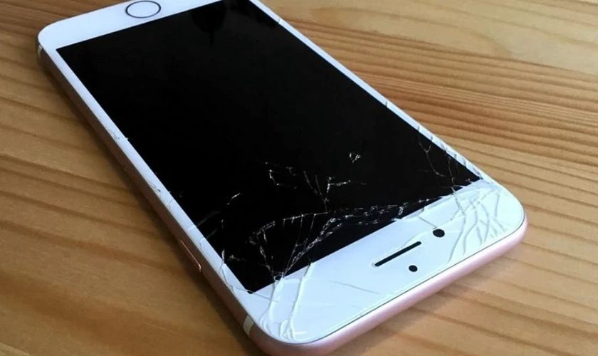 Nguyên nhân khiến iPhone bị đơ cảm ứng