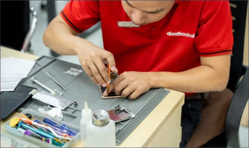 Sửa iPhone mất IMEI bao nhi&ecirc;u tiền? Trung t&acirc;m n&agrave;o uy t&iacute;n?