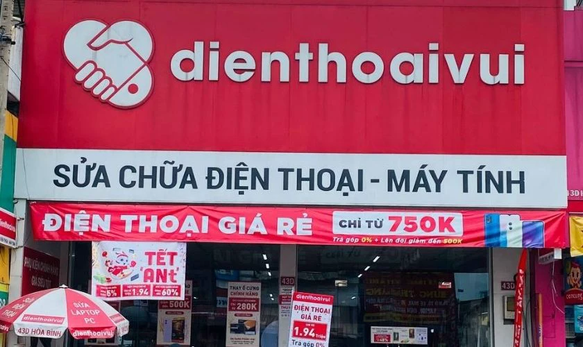 Mang đến cửa hàng sửa chữa iPhone uy tín
