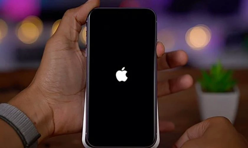 Thực hiện Hard Reset khi iPhone bị trắng m&agrave;n h&igrave;nh
