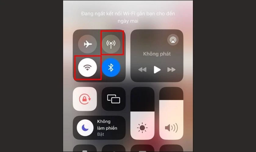 Tắt hết những kết nối Wi-Fi, 3G/4G