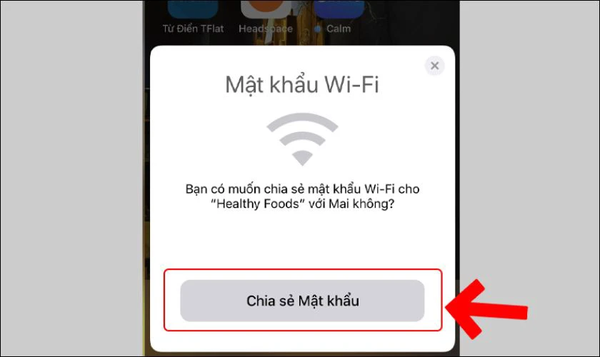 Trên iPhone đang kết nối mạng, chọn mạng Wi-Fi bạn muốn chia sẻ