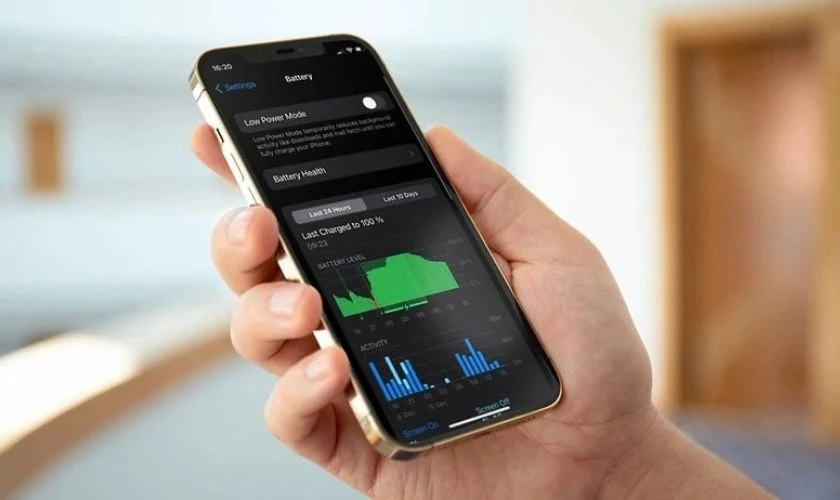 iPhone dùng bao lâu thì tụt pin?
