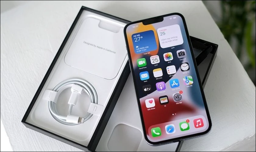 iPhone quốc tế c&oacute; đầy đủ nguy&ecirc;n hộp kh&ocirc;ng?