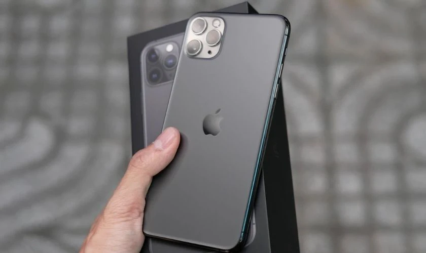 Lưu &yacute; khi mua m&aacute;y iPhone phi&ecirc;n bản quốc tế l&agrave; g&igrave;?