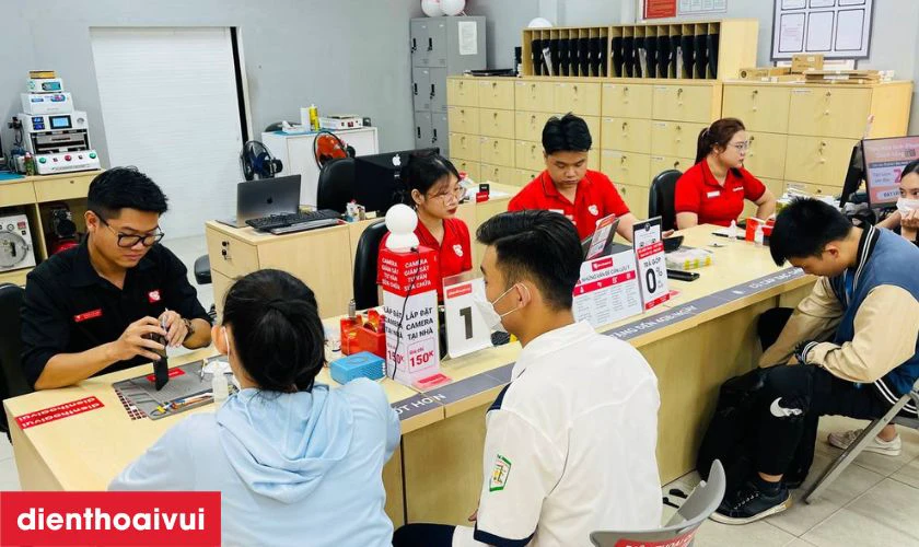 Mua iPhone SE 2020 128GB cũ đẹp, gi&aacute; rẻ, uy t&iacute;n tại Điện Thoại Vui
