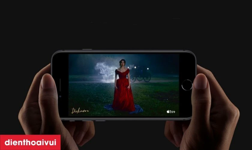 Trang bị chip A13 Bionic, c&ugrave;ng với cấu h&igrave;nh mạnh mẽ