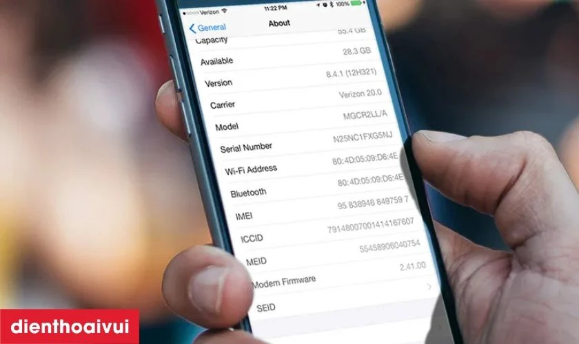 Kiểm tra iPhone SE 2020 64GB cũ c&oacute; ch&iacute;nh h&atilde;ng hay kh&ocirc;ng?