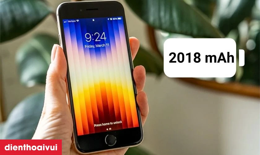Vi&ecirc;n pin khủng thoải m&aacute;i lướt web