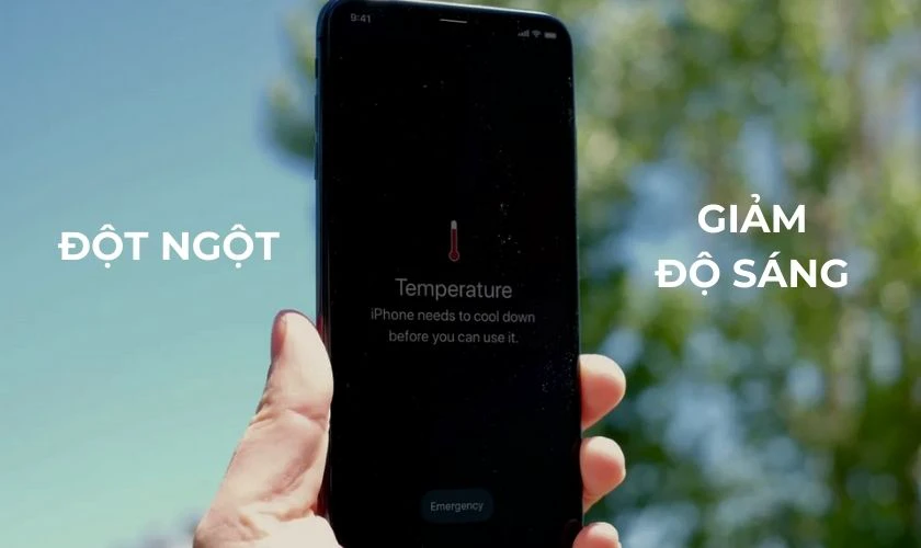 M&agrave;n h&igrave;nh iPhone đột ngột giảm độ s&aacute;ng
