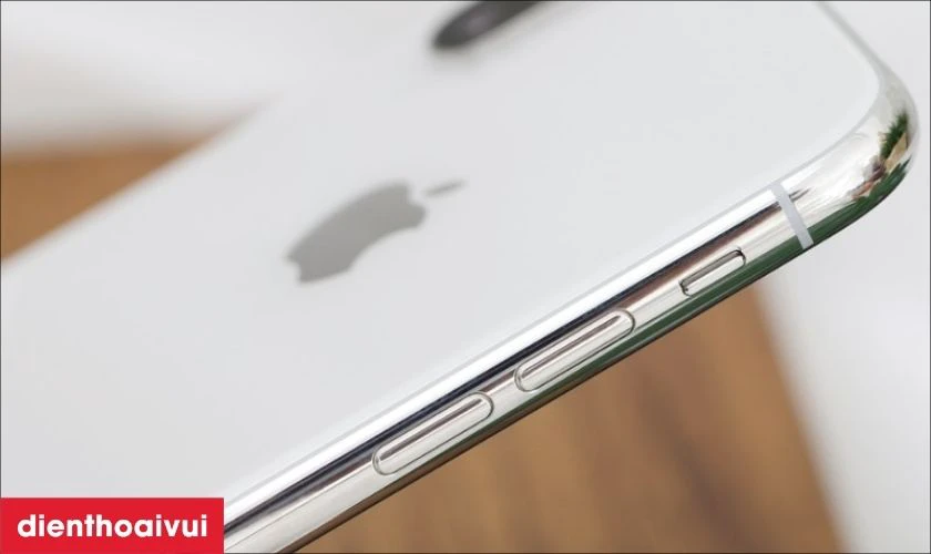 Thiết kế của chiếc iPhone XS 512GB cũ đẹp
