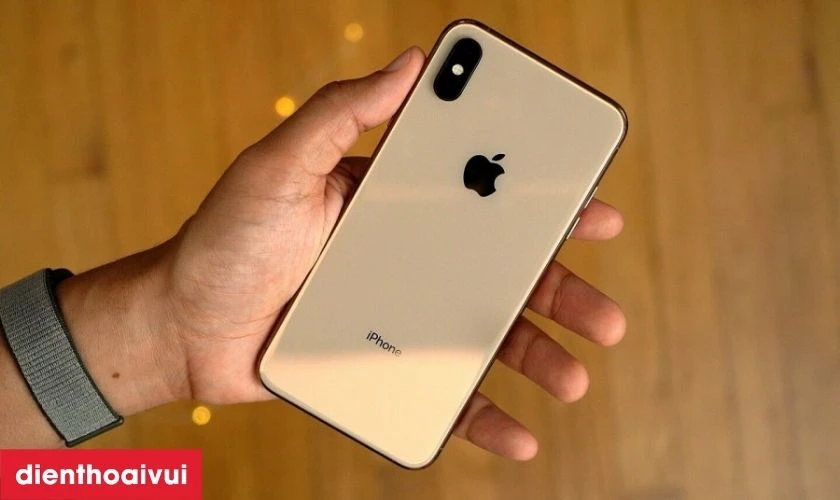 Lợi &iacute;ch khi mua iPhone XS Max 512GB cũ đẹp&nbsp;