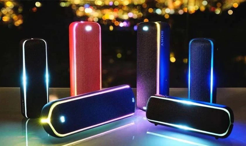 Loa nghe nhạc làm quà 20/10 cho khách hàng