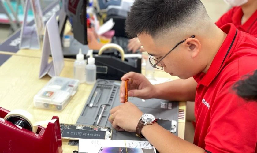 Khai trương Điện Thoại Vui 352 Huỳnh Tấn Ph&aacute;t Q7 với ng&agrave;n ưu đ&atilde;i