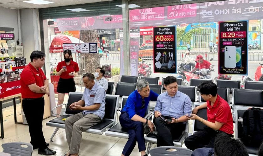 B&aacute;n điện thoại cũ chất lượng với gi&aacute; th&agrave;nh hấp dẫn