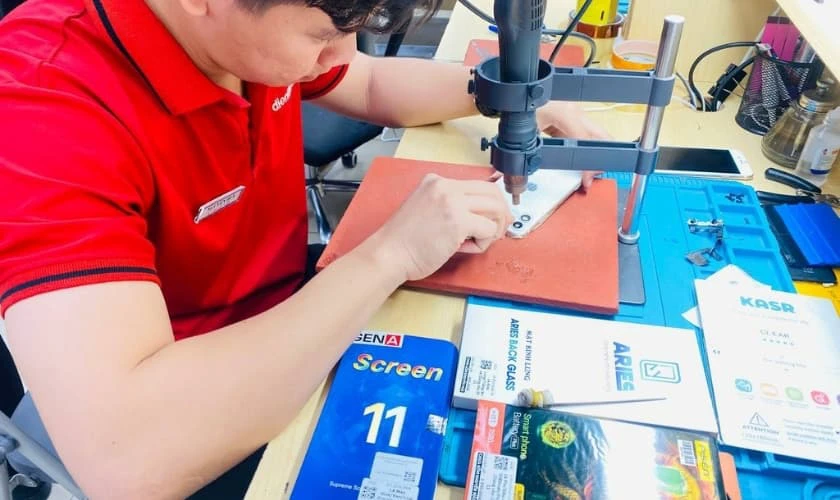 Dịch vụ chờ đ&oacute;n bạn tại Điện Thoại Vui 451 Đại Lộ B&igrave;nh Dương