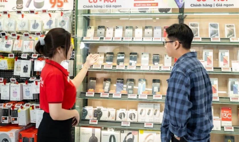 Mua điện thoại cũ gi&aacute; rẻ
