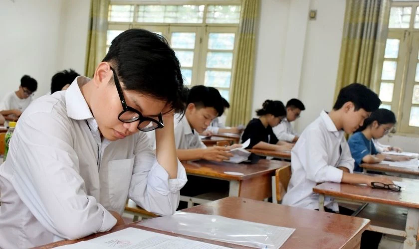 Trường tư thục luyện thi lại tốt nghiệp THPT