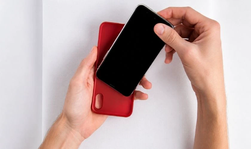 Ốp lưng điện thoại quá dày gây cản trở kết nối NFC