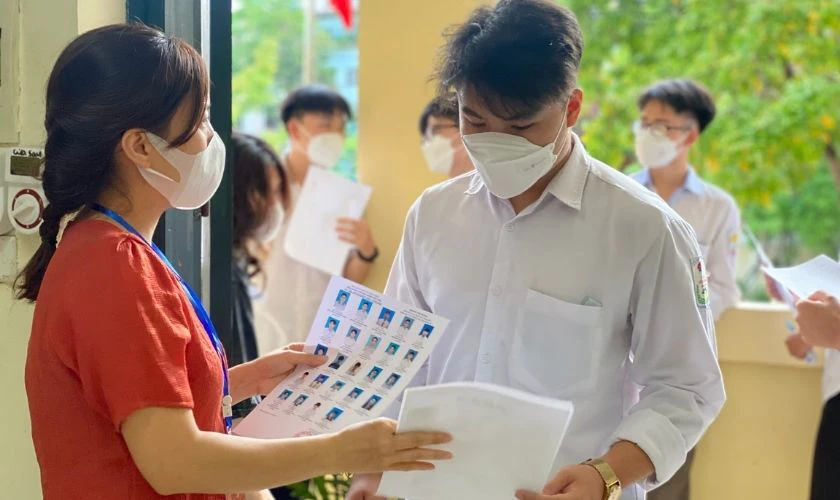 Đăng ký thi lại tốt nghiệp THPT