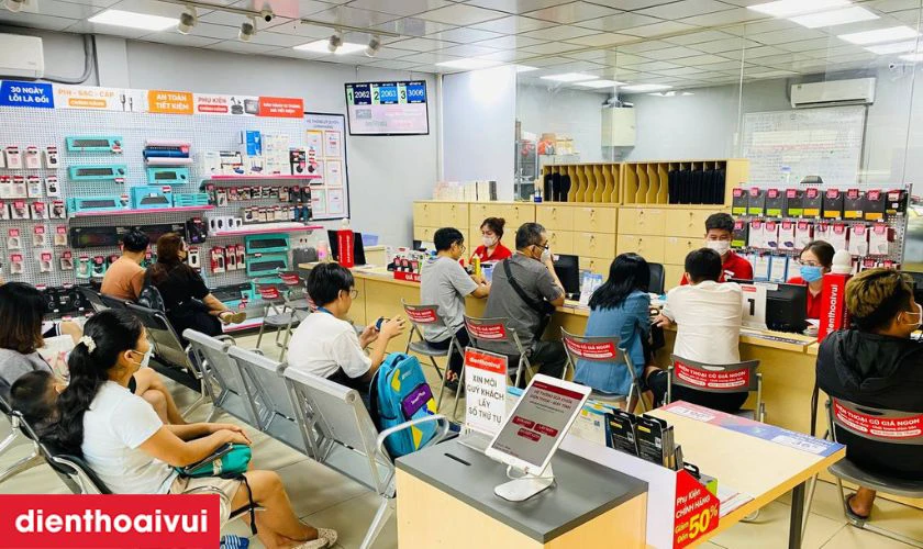 Thay camera trước cho iPhone 14 Plus tại Điện Thoại Vui