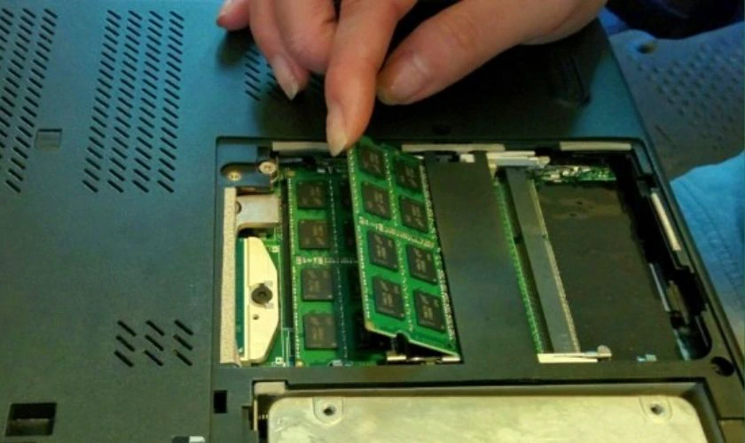 Lưu ý khi lắp 2 RAM khác hãng