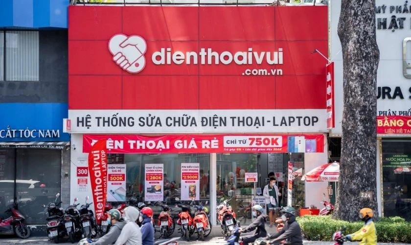 Địa chỉ sửa lỗi laptop bật nguồn sáng đèn 1 giây rồi tắt uy tín