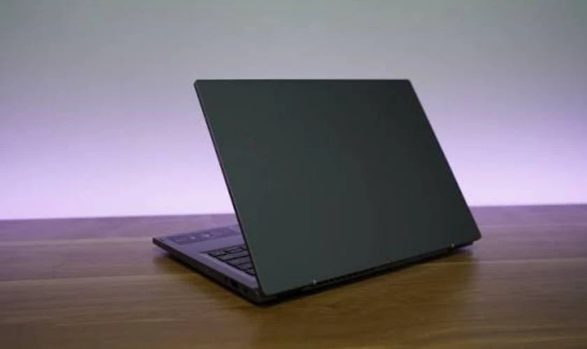 Acer Aspire 5 A514-56P-55K5 là mẫu laptop văn phòng nổi bật nhờ thiết kế gọn nhẹ