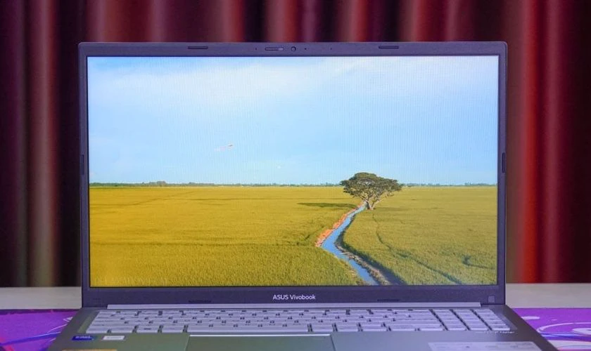 ASUS Vivobook 15 X1504VA thu hút người dùng với thiết kế trẻ trung