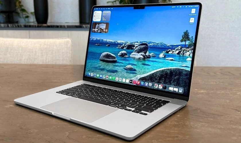 MacBook Air 15 inch M5