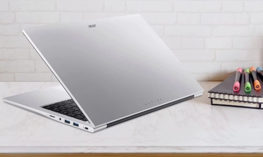 Laptop Acer Aspire Lite 15 AL15-42P-R8E6