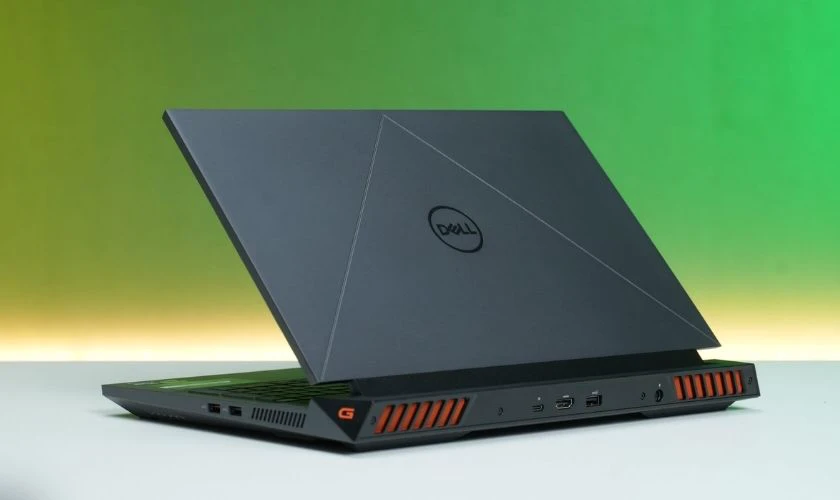 Dell Gaming G15 5530 71053700