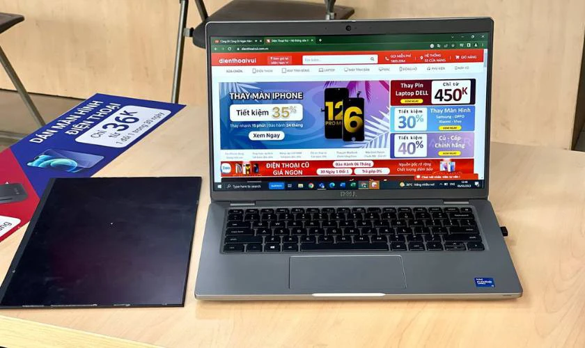Mang laptop Dell đến cửa h&agrave;ng sửa chữa
