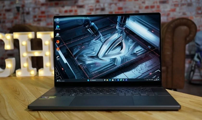 ROG Zephyrus G16 là mẫu laptop gaming cao cấp cho sinh viên