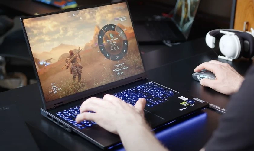 Lenovo Legion Pro 7i RTX 4080 là một trong những mẫu laptop gaming mạnh