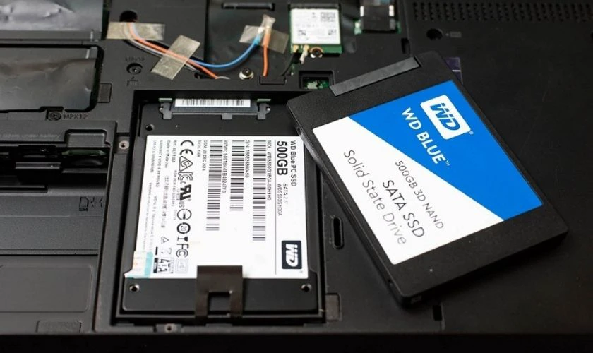 C&oacute; n&ecirc;n gắn nhiều ổ cứng cho laptop?