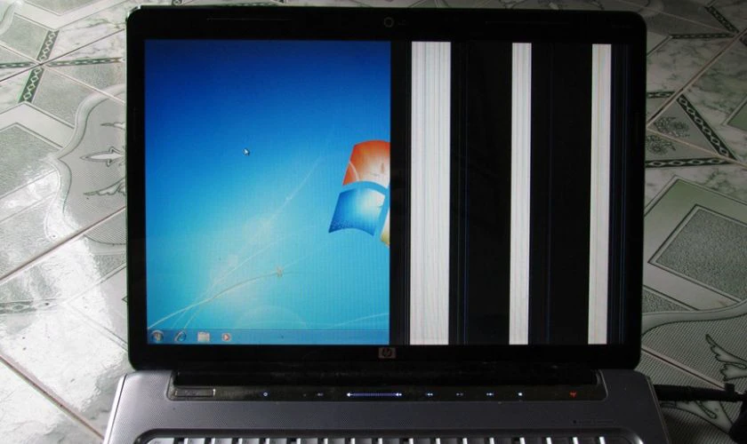 Lỗi Pannel m&agrave;n h&igrave;nh&nbsp;l&agrave;m laptop kh&ocirc;ng l&ecirc;n được
