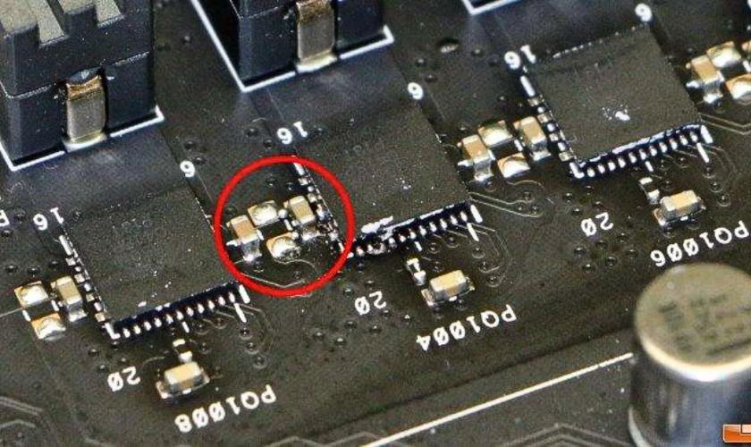 Lỗi xuất ph&aacute;t từ mainboard (bo mạch chủ)