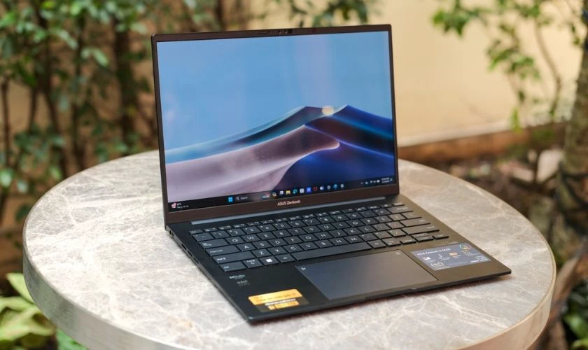 ASUS Zenbook 14 UX3405CA