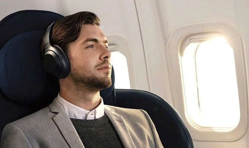 Lợi &iacute;ch của việc sử dụng tai nghe Bluetooth tr&ecirc;n m&aacute;y bay