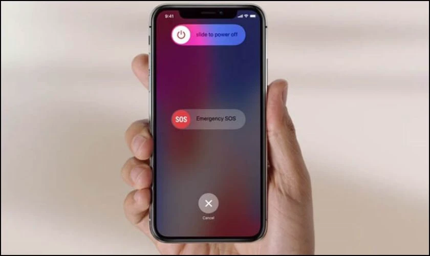 Đầu nối Lightning c&oacute; chất lỏng phải l&agrave;m sao?&nbsp;