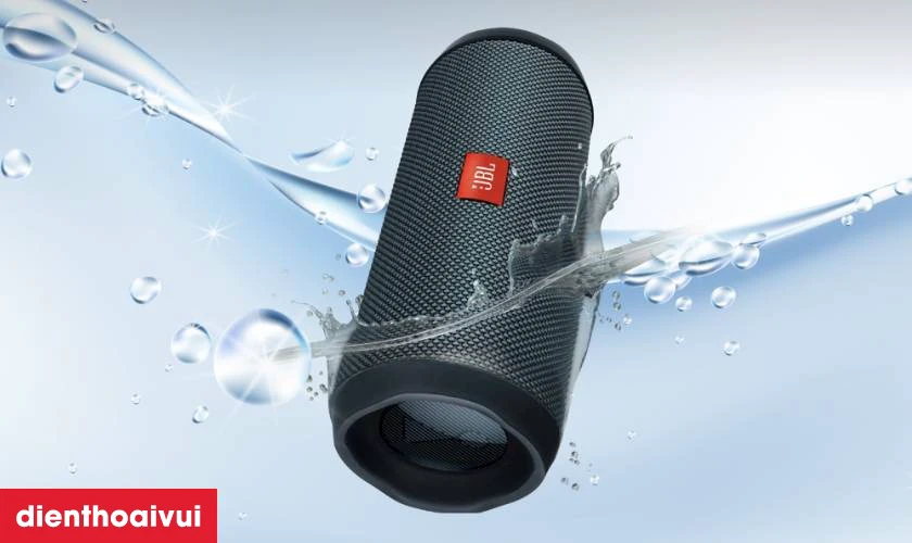 Khả năng kh&aacute;ng nước IPX7