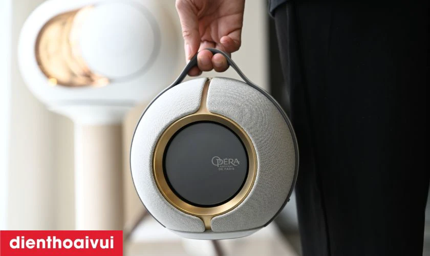 Loa Devialet