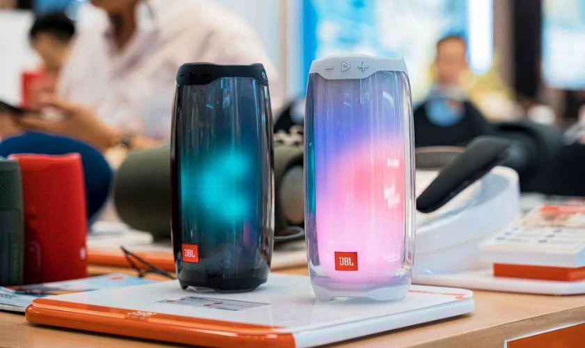 C&oacute; n&ecirc;n mua loa JBL kh&ocirc;ng