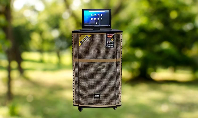 Loa k&eacute;o Bose với m&agrave;n h&igrave;nh KT-9915FX được nhiều người lựa chọn