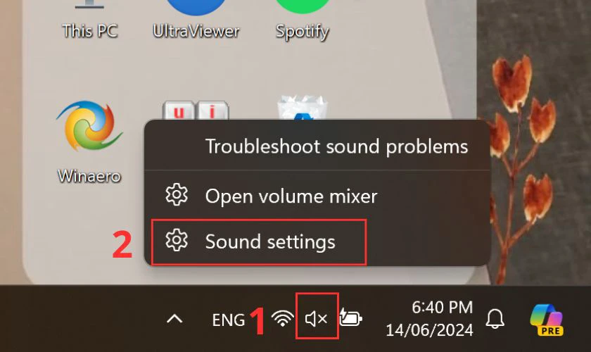 D&ugrave;ng headphone để kiểm tra khi loa laptop l&uacute;c nghe l&uacute;c kh&ocirc;ng
