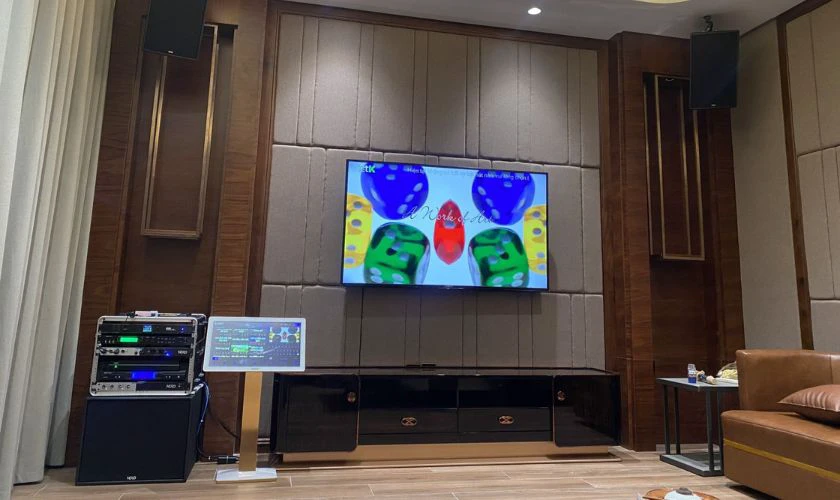Loa h&aacute;t karaoke ph&ugrave; hợp với gia đ&igrave;nh y&ecirc;u th&iacute;ch văn nghệ