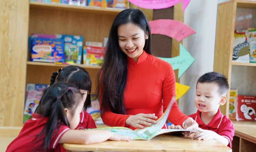 Lời chúc cho học sinh mầm non dành cho cô giáo gửi các bé